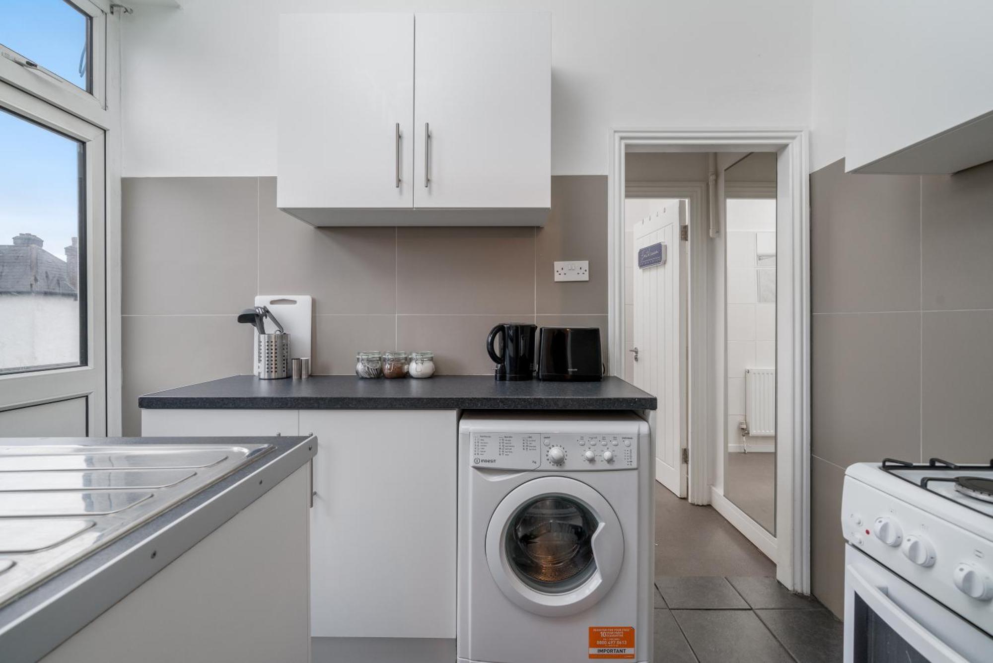 Апартаменти The Tooting Bec Hideaway - Prime Location Лондон Екстер'єр фото